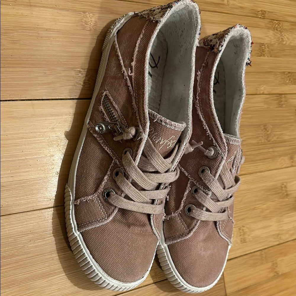 Women's Casual Canvas Sneakers